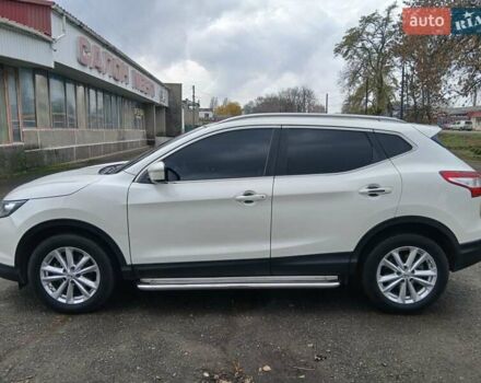 Белый Ниссан Кашкай, объемом двигателя 1.6 л и пробегом 175 тыс. км за 14800 $, фото 9 на Automoto.ua