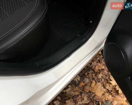 Білий Ніссан Кашкай, об'ємом двигуна 1.2 л та пробігом 138 тис. км за 12400 $, фото 39 на Automoto.ua