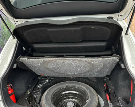 Белый Ниссан Кашкай, объемом двигателя 1.6 л и пробегом 133 тыс. км за 13900 $, фото 7 на Automoto.ua