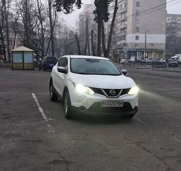 Білий Ніссан Кашкай, об'ємом двигуна 1.2 л та пробігом 145 тис. км за 14200 $, фото 2 на Automoto.ua