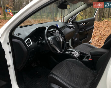 Білий Ніссан Кашкай, об'ємом двигуна 1.2 л та пробігом 138 тис. км за 12400 $, фото 56 на Automoto.ua