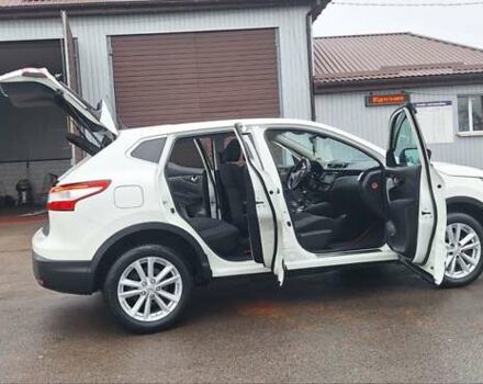 Белый Ниссан Кашкай, объемом двигателя 1.5 л и пробегом 134 тыс. км за 14900 $, фото 103 на Automoto.ua