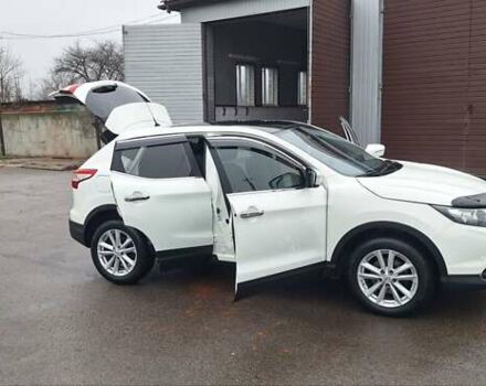 Белый Ниссан Кашкай, объемом двигателя 1.5 л и пробегом 134 тыс. км за 14900 $, фото 104 на Automoto.ua
