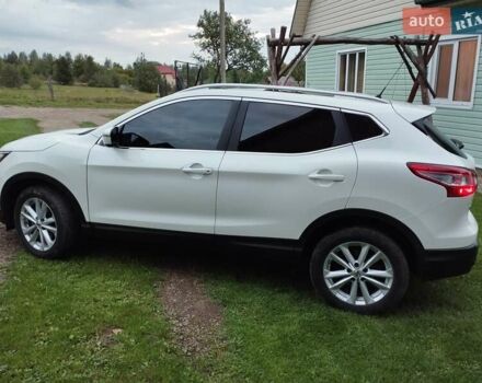 Белый Ниссан Кашкай, объемом двигателя 1.6 л и пробегом 189 тыс. км за 14900 $, фото 2 на Automoto.ua