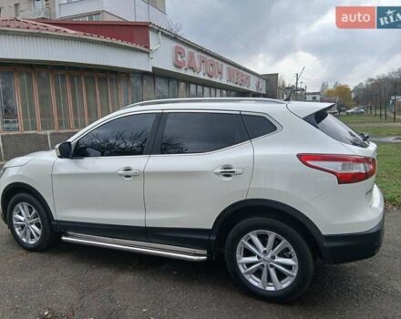 Белый Ниссан Кашкай, объемом двигателя 1.6 л и пробегом 175 тыс. км за 14800 $, фото 5 на Automoto.ua