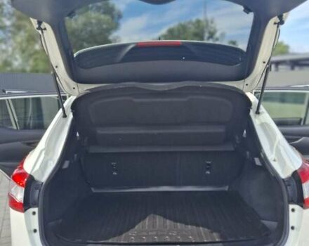 Білий Ніссан Кашкай, об'ємом двигуна 1.6 л та пробігом 280 тис. км за 15200 $, фото 28 на Automoto.ua