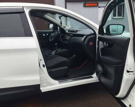 Белый Ниссан Кашкай, объемом двигателя 1.5 л и пробегом 134 тыс. км за 14900 $, фото 10 на Automoto.ua