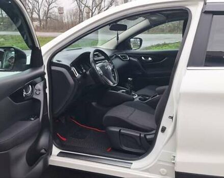 Белый Ниссан Кашкай, объемом двигателя 1.5 л и пробегом 134 тыс. км за 14900 $, фото 8 на Automoto.ua