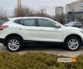 Белый Ниссан Кашкай, объемом двигателя 1.2 л и пробегом 105 тыс. км за 14500 $, фото 7 на Automoto.ua