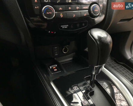 Білий Ніссан Кашкай, об'ємом двигуна 1.2 л та пробігом 138 тис. км за 12400 $, фото 64 на Automoto.ua