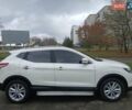 Белый Ниссан Кашкай, объемом двигателя 1.6 л и пробегом 175 тыс. км за 14800 $, фото 11 на Automoto.ua