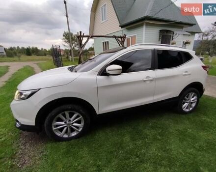 Белый Ниссан Кашкай, объемом двигателя 1.6 л и пробегом 189 тыс. км за 14900 $, фото 4 на Automoto.ua