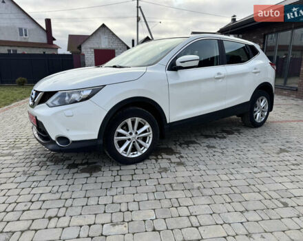 Белый Ниссан Кашкай, объемом двигателя 1.5 л и пробегом 240 тыс. км за 12200 $, фото 2 на Automoto.ua