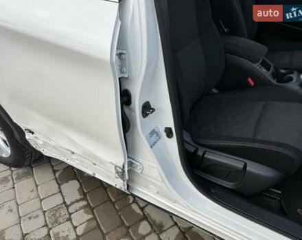 Белый Ниссан Кашкай, объемом двигателя 1.5 л и пробегом 240 тыс. км за 12200 $, фото 29 на Automoto.ua