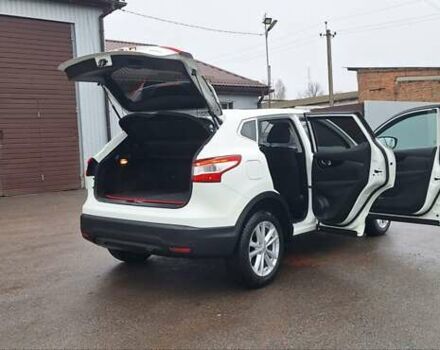 Белый Ниссан Кашкай, объемом двигателя 1.5 л и пробегом 134 тыс. км за 14900 $, фото 102 на Automoto.ua