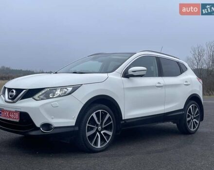 Белый Ниссан Кашкай, объемом двигателя 1.5 л и пробегом 190 тыс. км за 15999 $, фото 3 на Automoto.ua