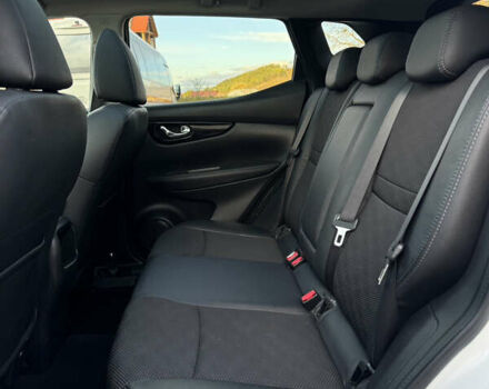 Белый Ниссан Кашкай, объемом двигателя 1.5 л и пробегом 179 тыс. км за 16900 $, фото 21 на Automoto.ua