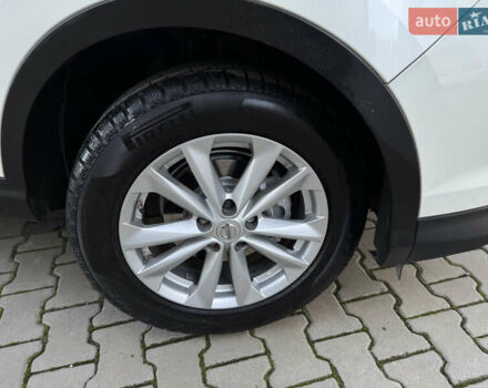 Белый Ниссан Кашкай, объемом двигателя 1.5 л и пробегом 198 тыс. км за 13899 $, фото 54 на Automoto.ua