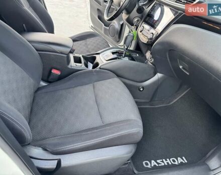 Білий Ніссан Кашкай, об'ємом двигуна 1.2 л та пробігом 128 тис. км за 13450 $, фото 30 на Automoto.ua