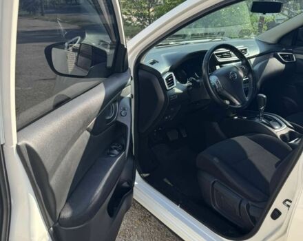 Белый Ниссан Кашкай, объемом двигателя 1.2 л и пробегом 147 тыс. км за 12500 $, фото 2 на Automoto.ua