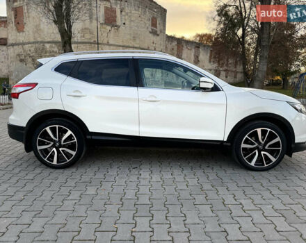 Белый Ниссан Кашкай, объемом двигателя 1.5 л и пробегом 179 тыс. км за 16900 $, фото 11 на Automoto.ua