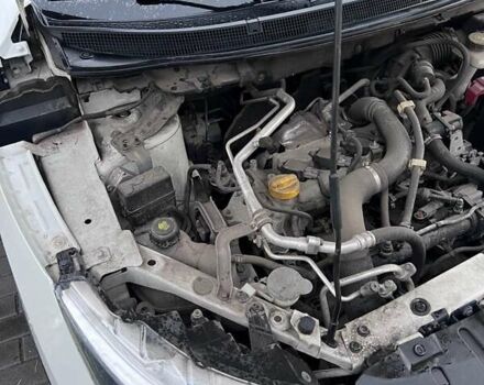 Білий Ніссан Кашкай, об'ємом двигуна 1.2 л та пробігом 116 тис. км за 14600 $, фото 21 на Automoto.ua