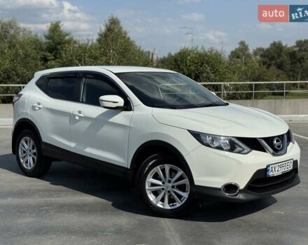 Білий Ніссан Кашкай, об'ємом двигуна 1.2 л та пробігом 128 тис. км за 12990 $, фото 5 на Automoto.ua