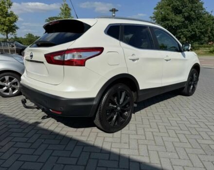 Білий Ніссан Кашкай, об'ємом двигуна 1.2 л та пробігом 77 тис. км за 8500 $, фото 3 на Automoto.ua