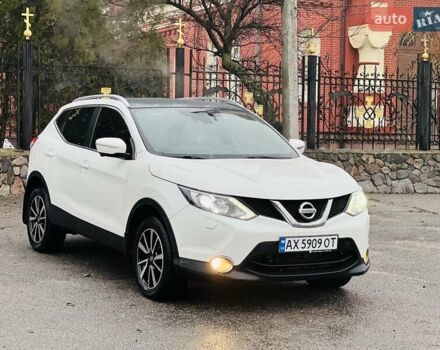 Белый Ниссан Кашкай, объемом двигателя 2 л и пробегом 175 тыс. км за 16800 $, фото 3 на Automoto.ua