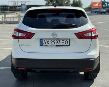 Білий Ніссан Кашкай, об'ємом двигуна 1.2 л та пробігом 127 тис. км за 13700 $, фото 15 на Automoto.ua