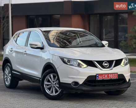 Белый Ниссан Кашкай, объемом двигателя 1.5 л и пробегом 198 тыс. км за 13899 $, фото 5 на Automoto.ua