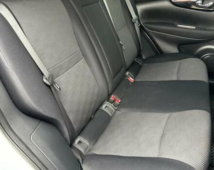 Белый Ниссан Кашкай, объемом двигателя 1.5 л и пробегом 230 тыс. км за 13990 $, фото 22 на Automoto.ua