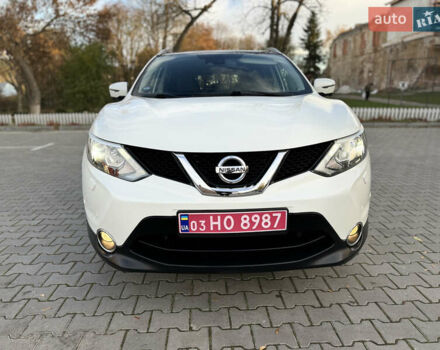 Белый Ниссан Кашкай, объемом двигателя 1.5 л и пробегом 179 тыс. км за 16900 $, фото 15 на Automoto.ua