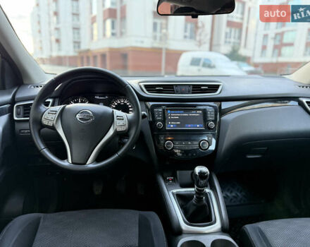 Белый Ниссан Кашкай, объемом двигателя 1.5 л и пробегом 198 тыс. км за 13899 $, фото 32 на Automoto.ua