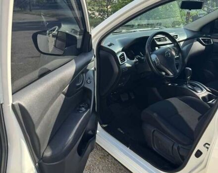 Белый Ниссан Кашкай, объемом двигателя 1.2 л и пробегом 147 тыс. км за 12500 $, фото 10 на Automoto.ua
