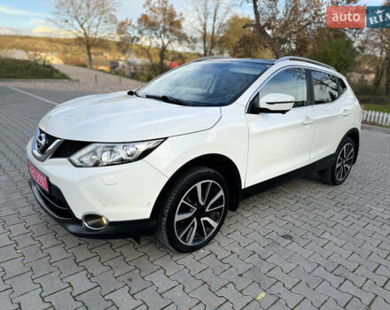 Белый Ниссан Кашкай, объемом двигателя 1.5 л и пробегом 179 тыс. км за 16900 $, фото 4 на Automoto.ua