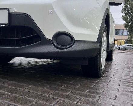Білий Ніссан Кашкай, об'ємом двигуна 1.2 л та пробігом 116 тис. км за 14600 $, фото 7 на Automoto.ua