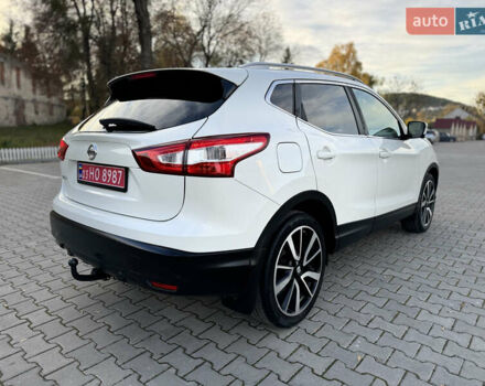 Белый Ниссан Кашкай, объемом двигателя 1.5 л и пробегом 179 тыс. км за 16900 $, фото 8 на Automoto.ua