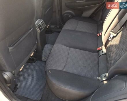 Білий Ніссан Кашкай, об'ємом двигуна 1.2 л та пробігом 165 тис. км за 12200 $, фото 13 на Automoto.ua