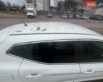 Белый Ниссан Кашкай, объемом двигателя 2 л и пробегом 240 тыс. км за 13000 $, фото 6 на Automoto.ua