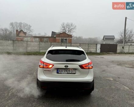 Белый Ниссан Кашкай, объемом двигателя 2 л и пробегом 175 тыс. км за 16800 $, фото 10 на Automoto.ua