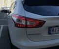 Білий Ніссан Кашкай, об'ємом двигуна 2 л та пробігом 136 тис. км за 16199 $, фото 8 на Automoto.ua