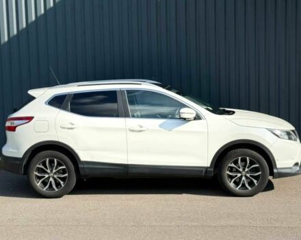 Белый Ниссан Кашкай, объемом двигателя 1.6 л и пробегом 77 тыс. км за 10200 $, фото 6 на Automoto.ua