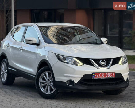 Белый Ниссан Кашкай, объемом двигателя 1.5 л и пробегом 198 тыс. км за 13899 $, фото 8 на Automoto.ua