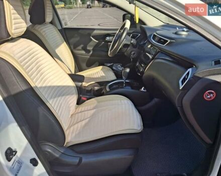 Білий Ніссан Кашкай, об'ємом двигуна 1.2 л та пробігом 165 тис. км за 12200 $, фото 14 на Automoto.ua