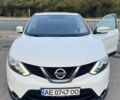 Белый Ниссан Кашкай, объемом двигателя 1.2 л и пробегом 87 тыс. км за 15500 $, фото 3 на Automoto.ua