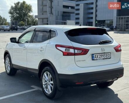 Білий Ніссан Кашкай, об'ємом двигуна 1.2 л та пробігом 127 тис. км за 13700 $, фото 18 на Automoto.ua