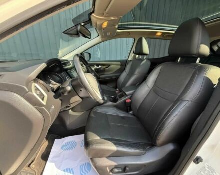 Белый Ниссан Кашкай, объемом двигателя 1.6 л и пробегом 77 тыс. км за 10200 $, фото 7 на Automoto.ua