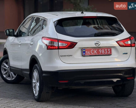 Белый Ниссан Кашкай, объемом двигателя 1.5 л и пробегом 198 тыс. км за 13899 $, фото 1 на Automoto.ua