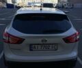 Білий Ніссан Кашкай, об'ємом двигуна 2 л та пробігом 136 тис. км за 16199 $, фото 4 на Automoto.ua